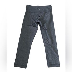 LULULEMON Crop 23” Leggings Mid-rise